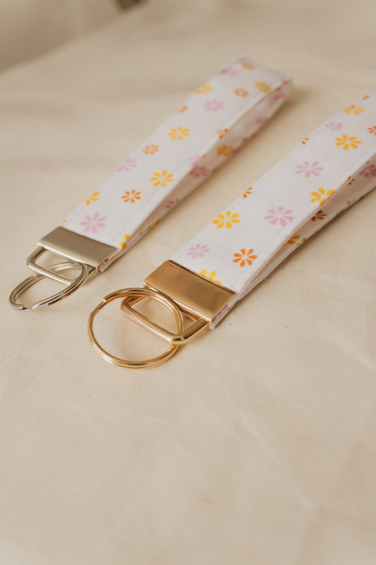 Daisy Days Keychain